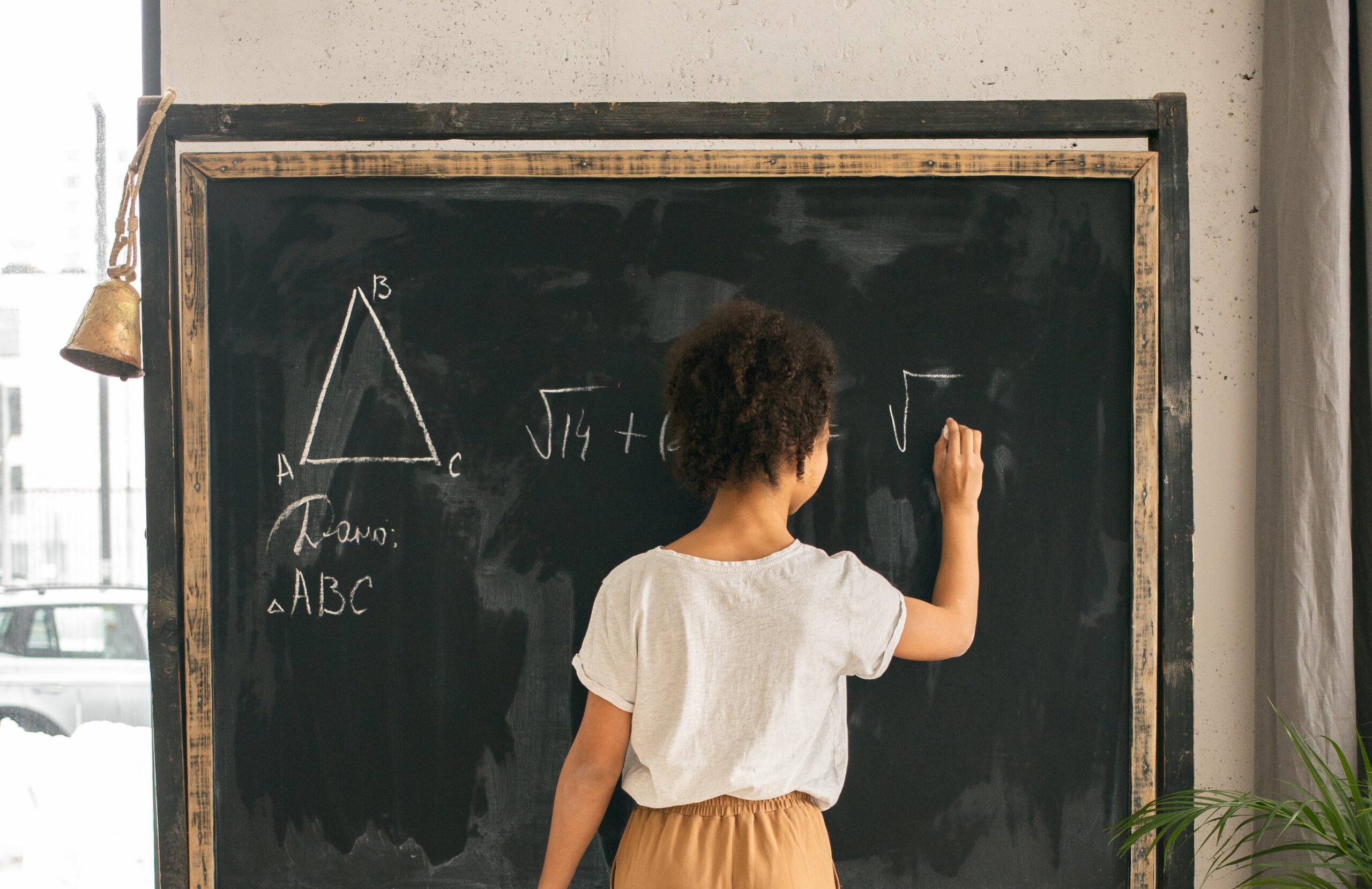 Boost Your Child's Grades: Proven Strategies for Academic Success 2 Boost Your Child’s Grades: Proven Strategies for Academic Success