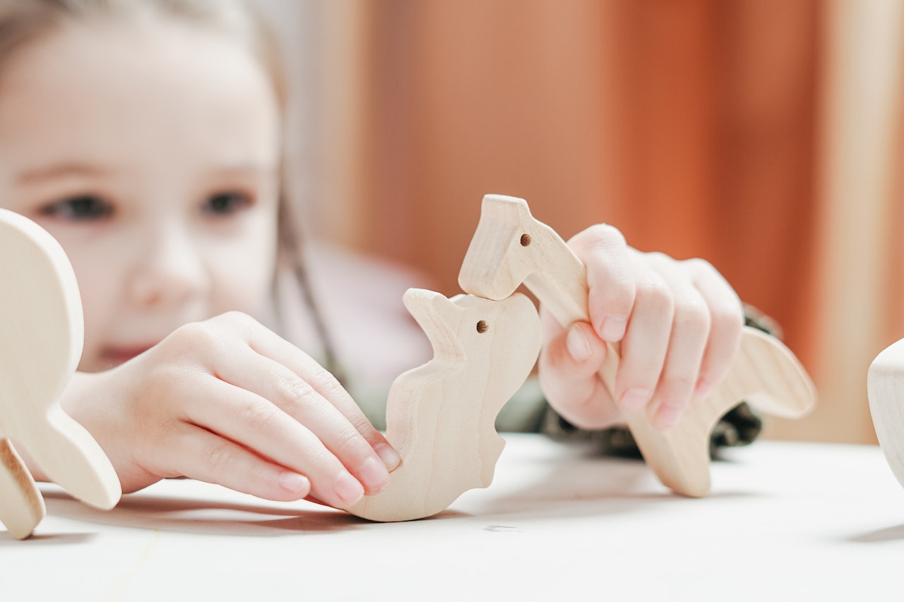 Choosing the Right Path: A Comprehensive Guide to Accredited Homeschool Programmes in the UK 2 Choosing the Right Path: A Comprehensive Guide to Accredited Homeschool Programmes in the UK