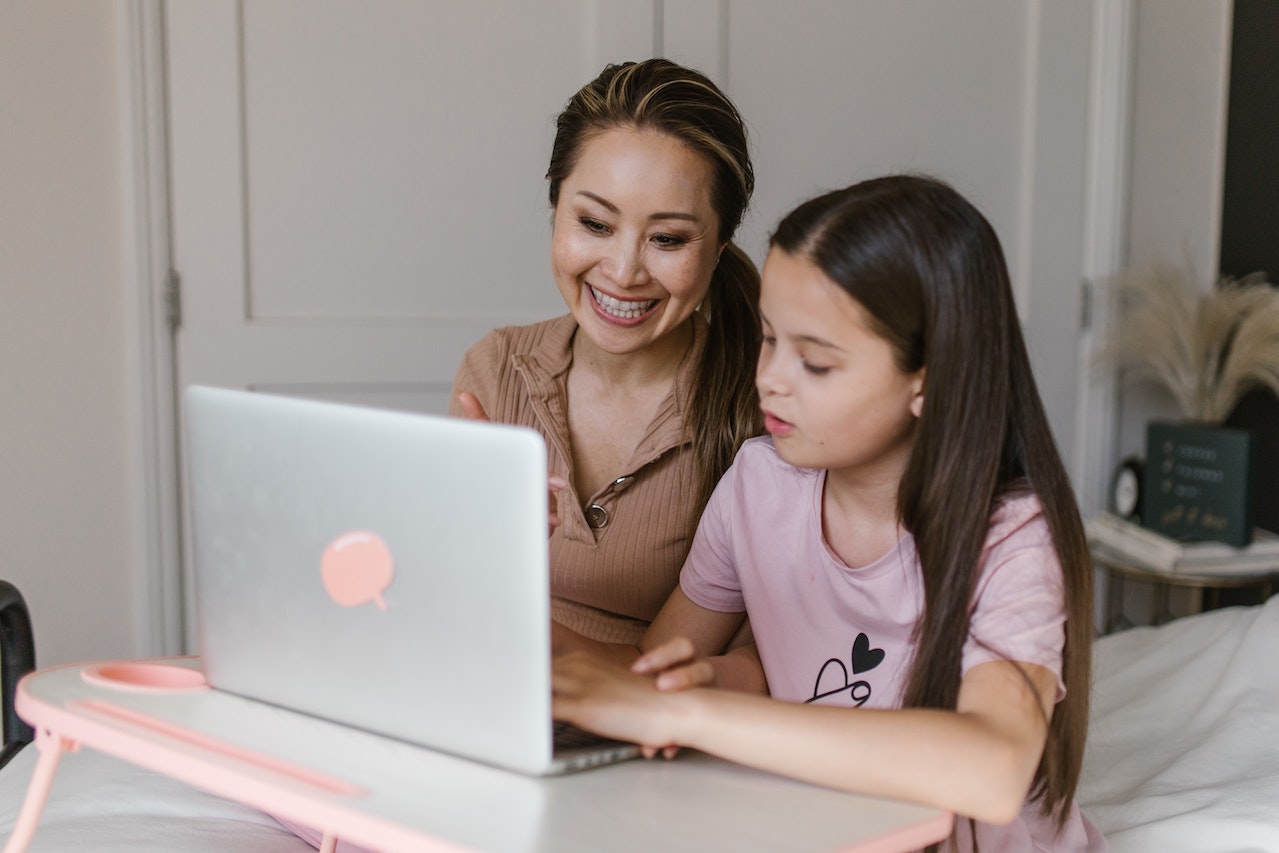 Online Learning for Key Stage 2: Modernising Education 1 Online Learning for Key Stage 2: Modernising Education