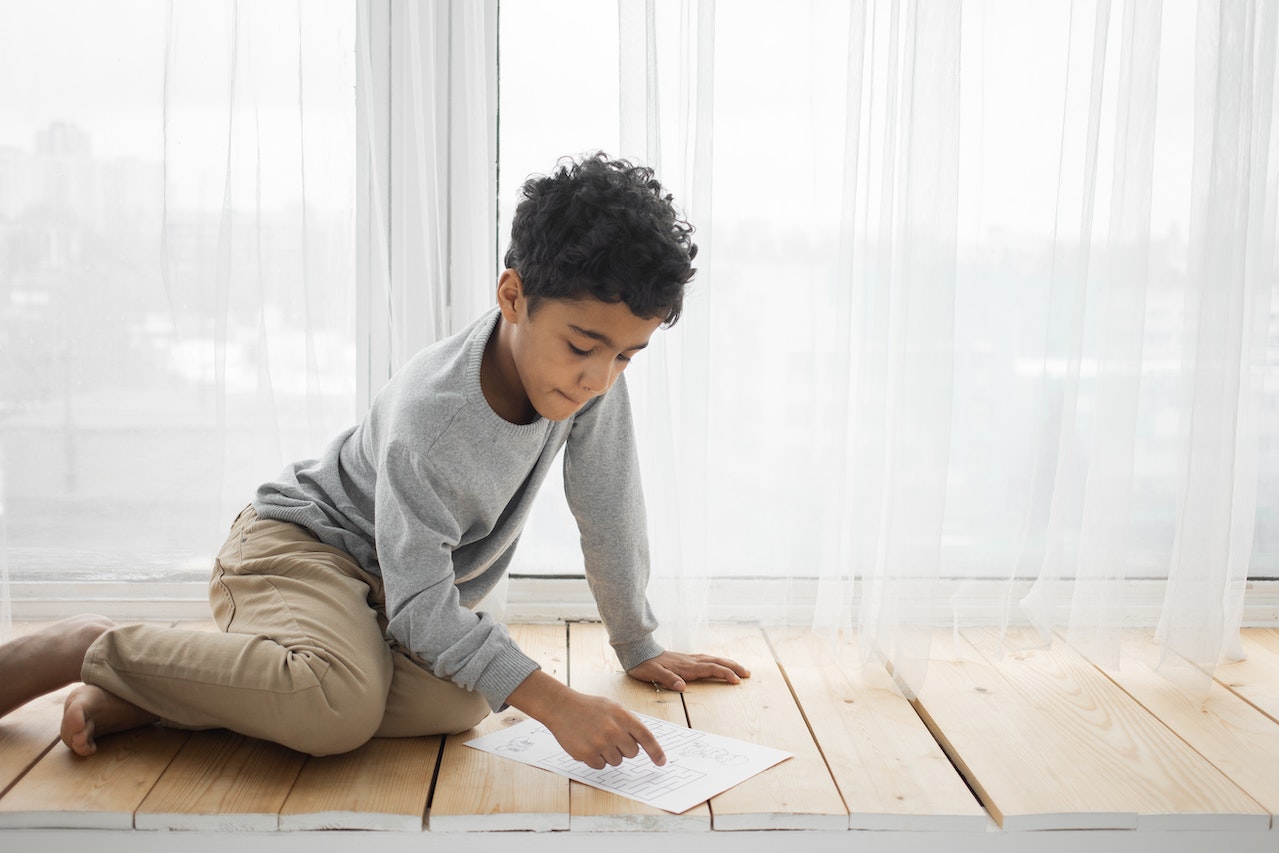 Accelerating through Academia: Graduating Early via Online Schooling 1 Accelerating through Academia: Graduating Early via Online Schooling