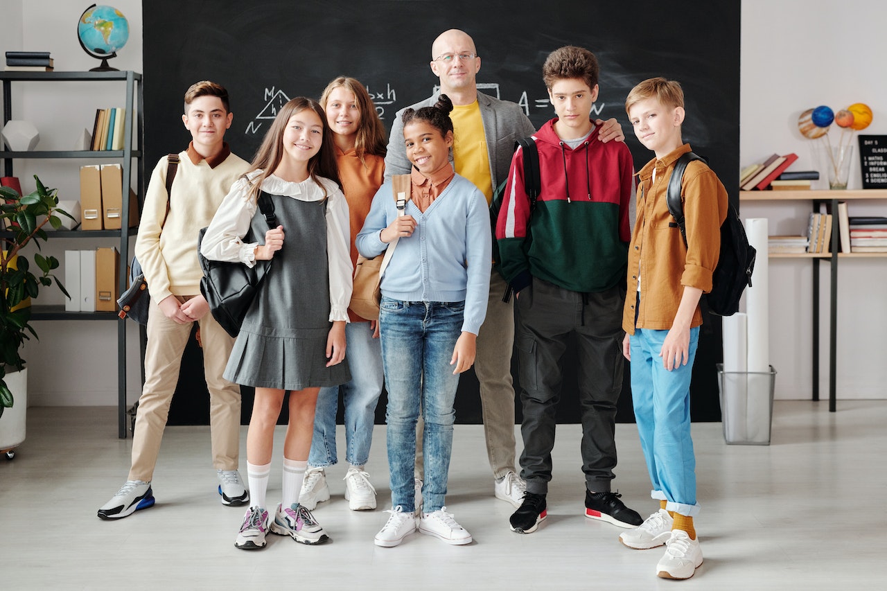 Dive Right In The What, Why, and How of Online Homeschooling 1 Dive Right In The What, Why, and How of Online Homeschooling