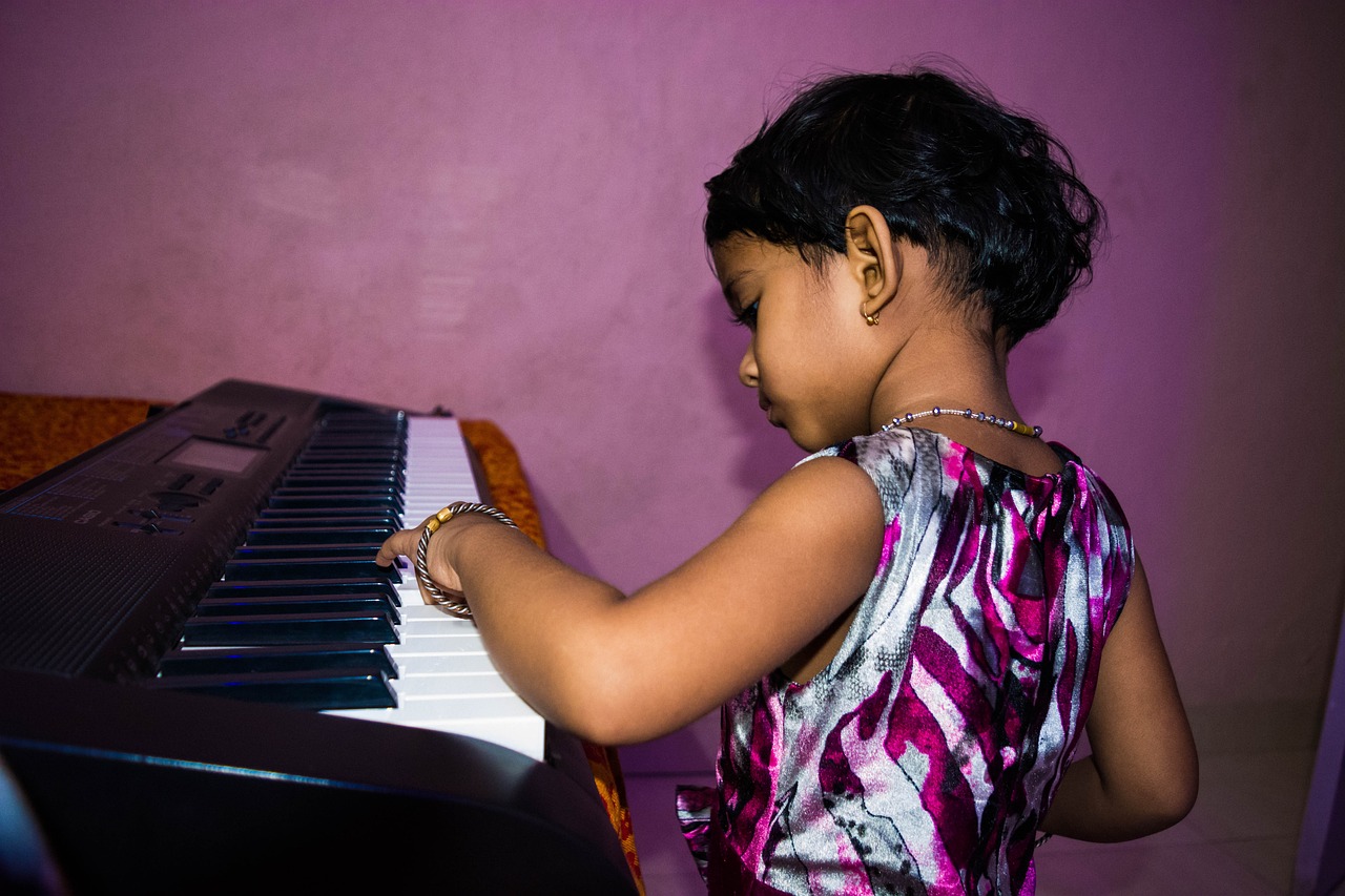 Embracing the Advantages: What Online Schooling Emphatically Means for Youngsters 1 Embracing the Advantages: What Online Schooling Emphatically Means for Youngsters
