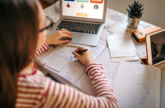 Online School with the UK Grading System 1 Online School with the UK Grading System