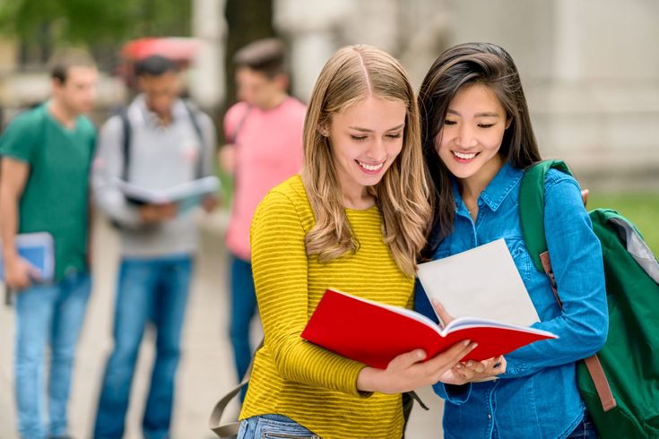 How much boarding school in Switzerland cost? 1 How much boarding school in Switzerland cost?